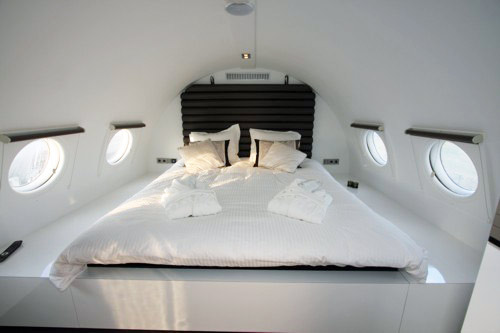 hotelsuites-bed